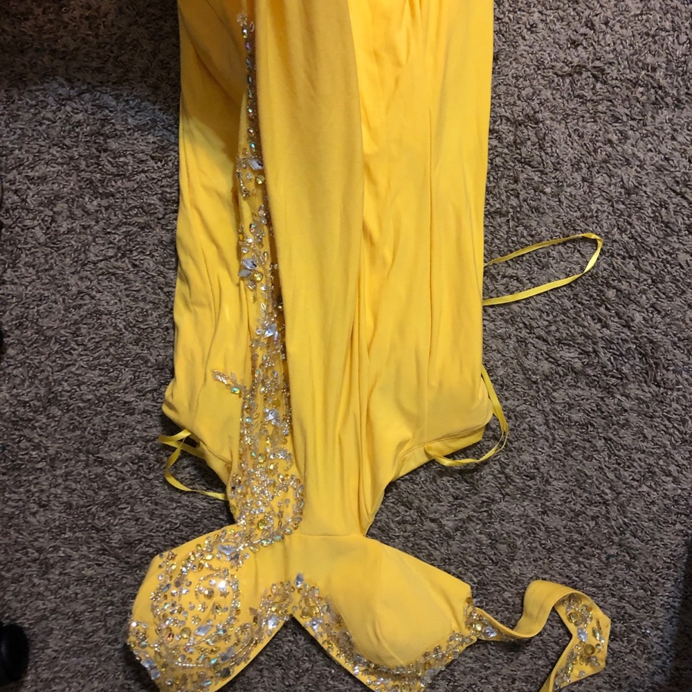 Prom dress - Picture 4 of 5